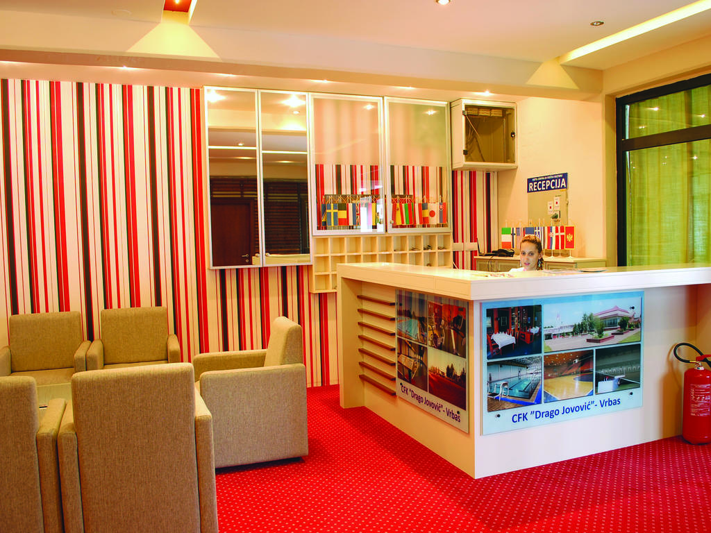 Holiday Park Cfk Vrbas Esterno foto
